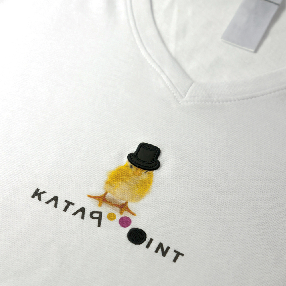 t shirt bianca closeup 4 - Home